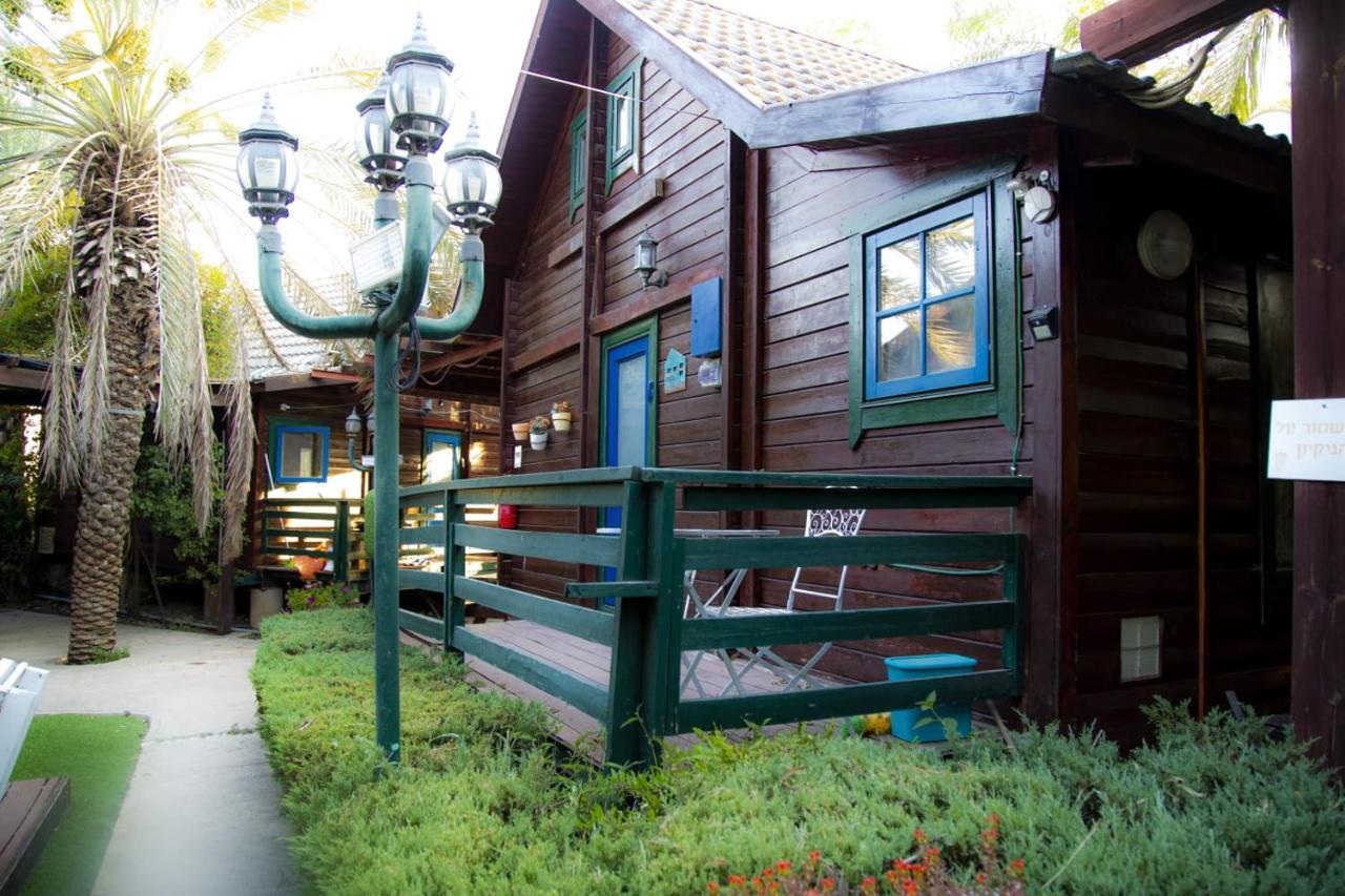 מנחמיה Family Cabin מראה חיצוני תמונה