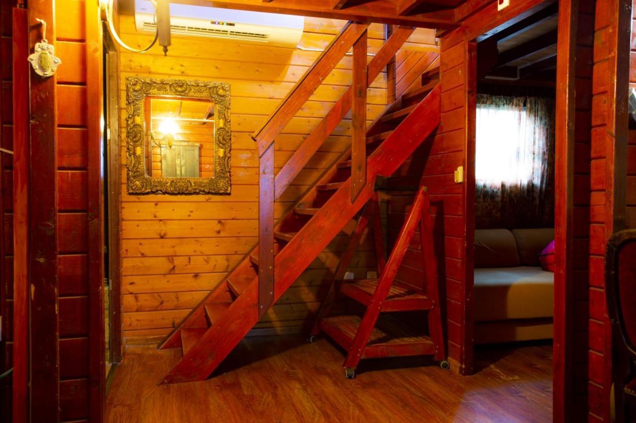 מנחמיה Family Cabin מראה חיצוני תמונה