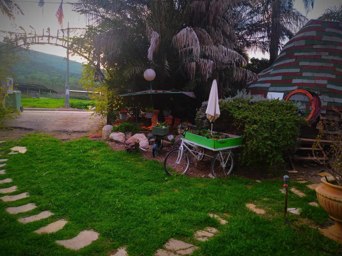 מנחמיה Family Cabin מראה חיצוני תמונה