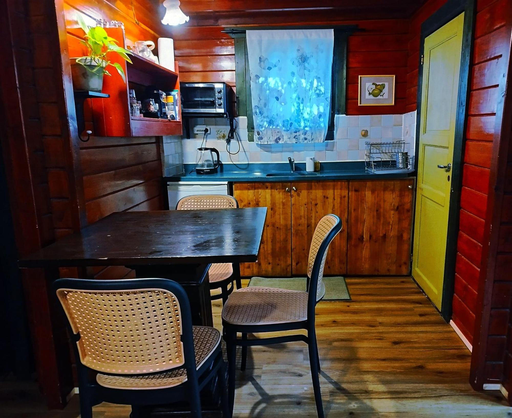 מנחמיה Family Cabin מראה חיצוני תמונה